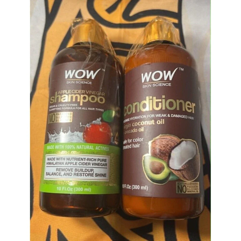 WOW Skin Science Apple Cider Vinegar Shampoo + Coconut Avocado Conditioner Set –